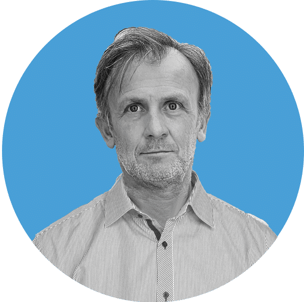 Headshot of Olivier Imbert on blue circle